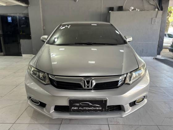 HONDA CIVIC 2.0 LXR 16V FLEX 4P AUTOMÁTICO HONDA CIVIC 2.0 LXR 16V FLEX 4P AUTOMÁTICO